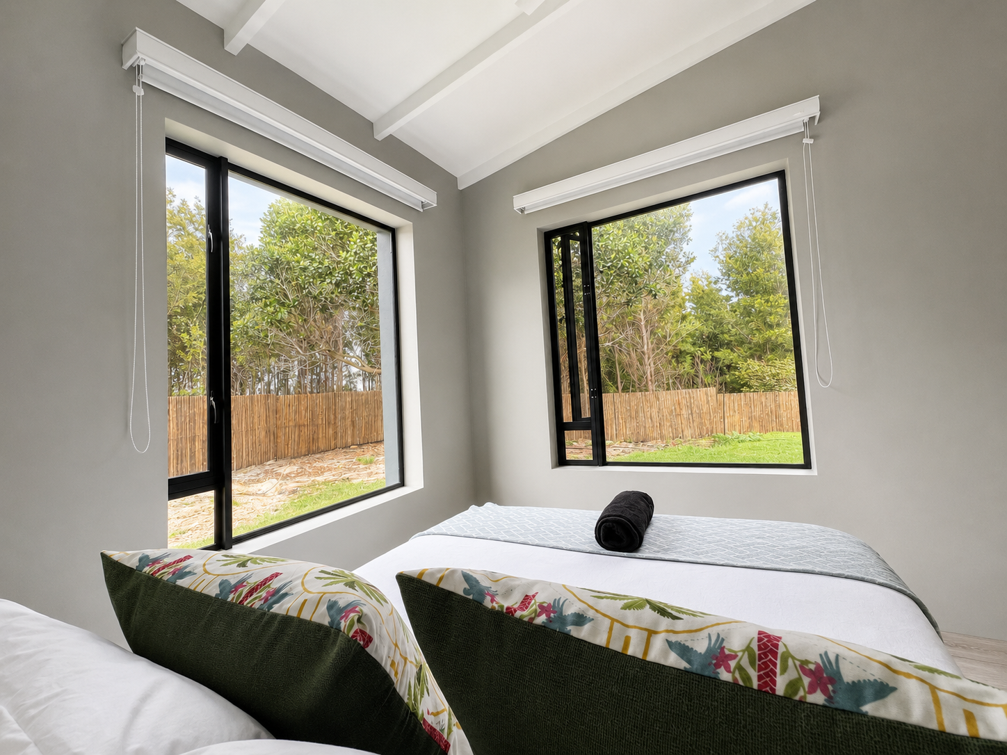Bed 02b